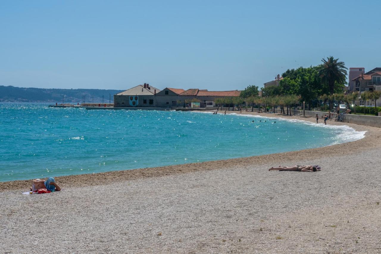 Apartments Lovor & Lavanda Kastela Bagian luar foto
